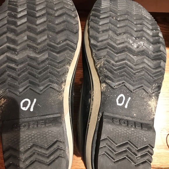 Sorel Winter Boots - Picture 4 of 5